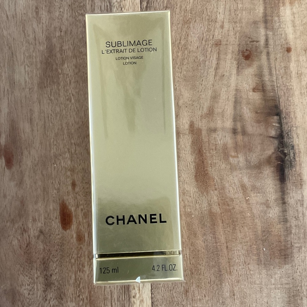 CHANEL Sublimage L’Extrait De Lotion — Gold Packaging